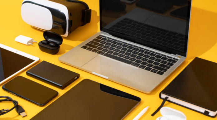 Comparatif entre les PC portables et les tablettes tactiles : que choisir selon ses besoins ?